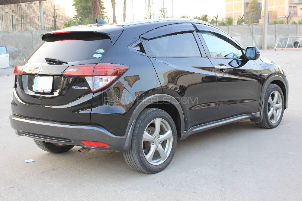 Honda Vezel 2014 for Sale in Rawalpindi Honda Vezel 2014 for Sale in Rawalpindi Image-7