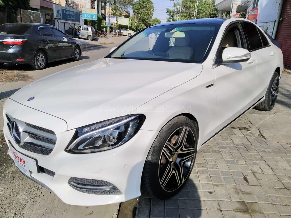 مرسڈیز بینز سی کلاس 2015 for Sale in لاہور مرسڈیز بینز سی کلاس 2015 for Sale in لاہور Image-2