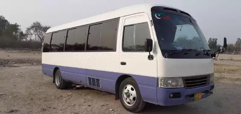 Toyota Coaster 2005 for Sale in Lahore Image-1