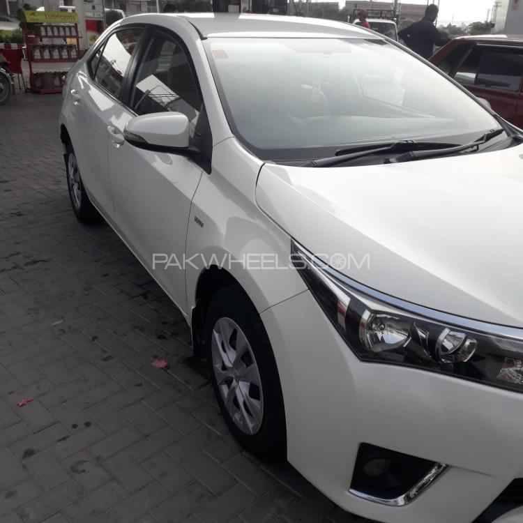 Toyota Corolla 2016 for Sale in Sargodha Image-1