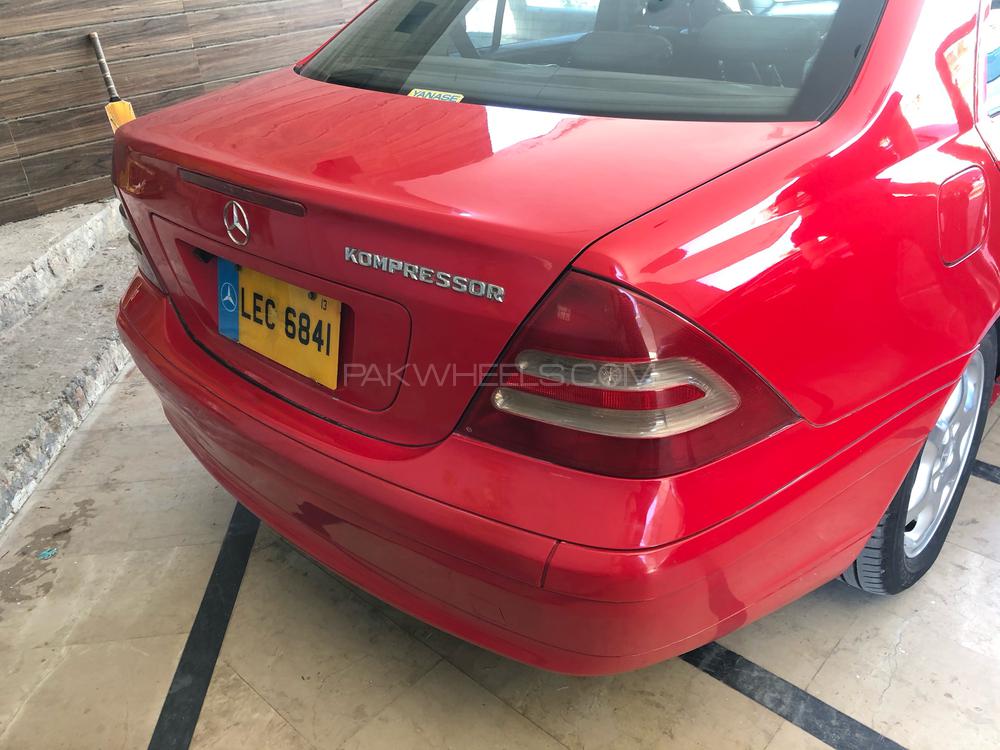 Mercedes Benz C Class 2002 for Sale in Peshawar Mercedes Benz C Class 2002 for Sale in Peshawar Image-8