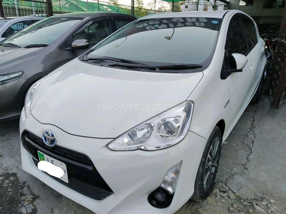 Toyota Aqua 2016 for Sale in Lahore Toyota Aqua 2016 for Sale in Lahore Image-11