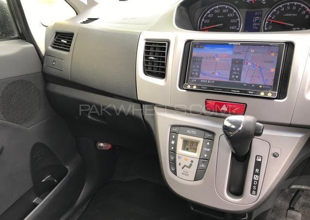 Daihatsu Move 2011 for Sale in Lahore Daihatsu Move 2011 for Sale in Lahore Image-13