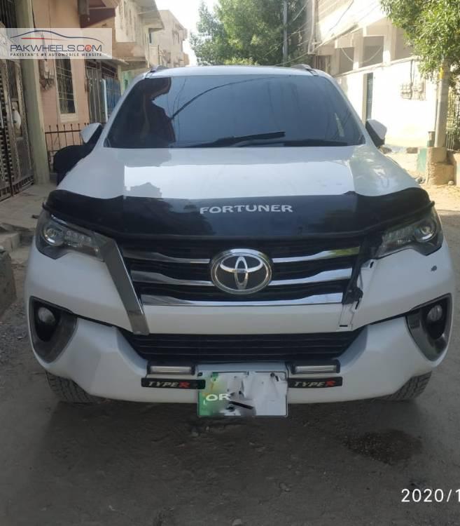 Toyota Fortuner 2018 for Sale in Karachi Image-1