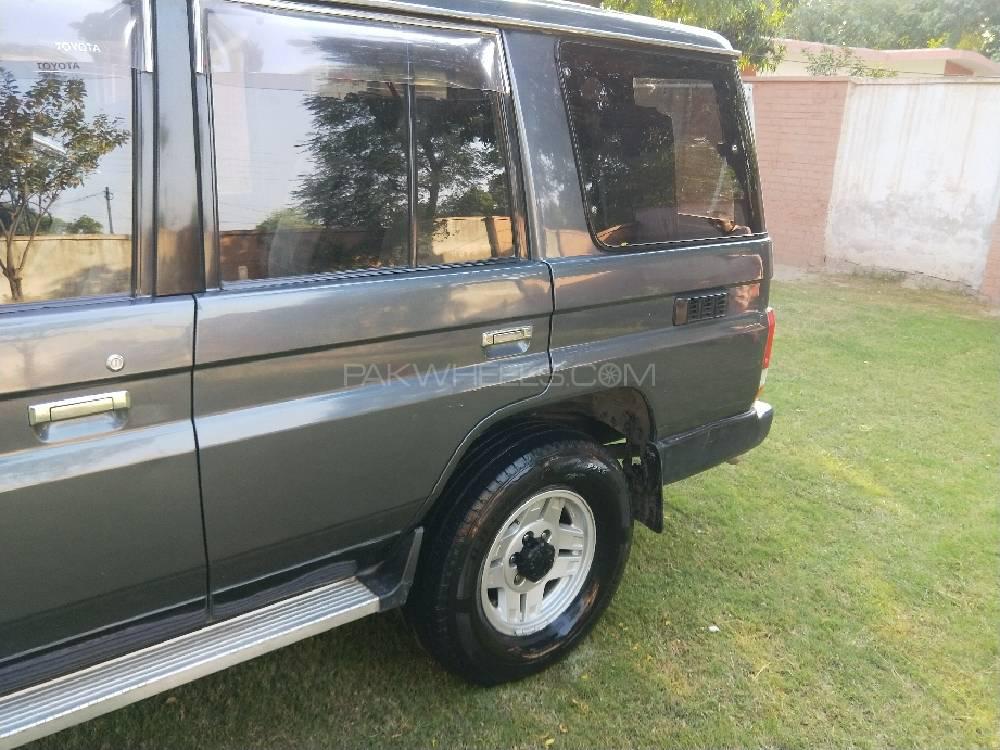 Toyota Prado 1991 for Sale in Multan Toyota Prado 1991 for Sale in Multan Image-4