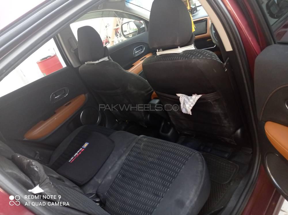 Honda Vezel 2015 for Sale in Rawalpindi Honda Vezel 2015 for Sale in Rawalpindi Image-6