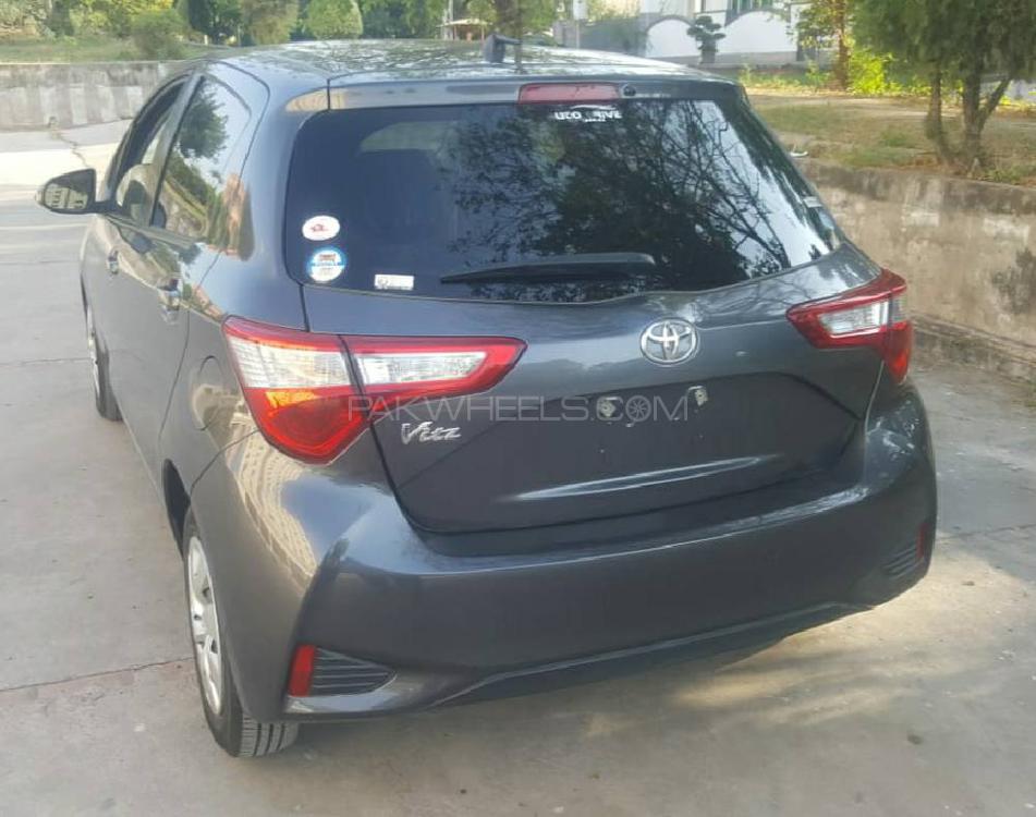 Toyota Vitz 2017 for Sale in Islamabad Image-1