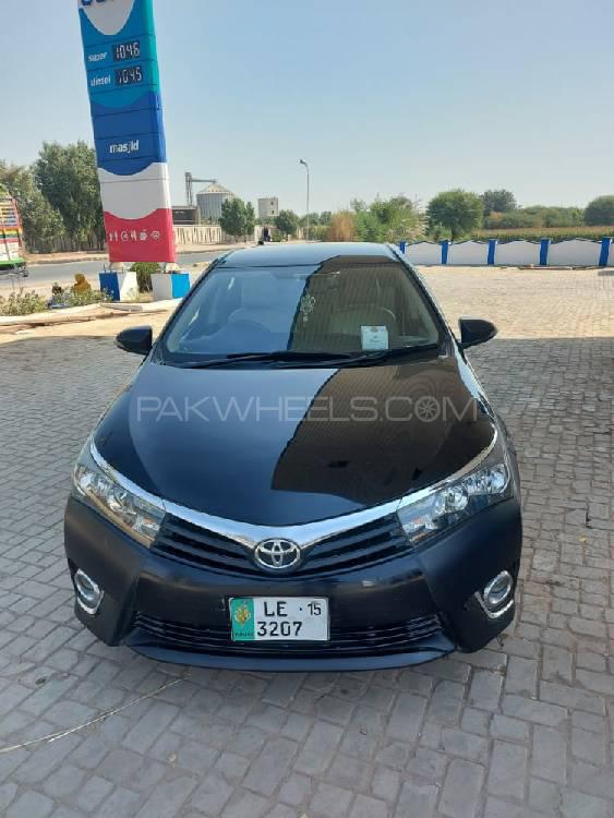 Toyota Corolla 2015 for Sale in Sahiwal Image-1