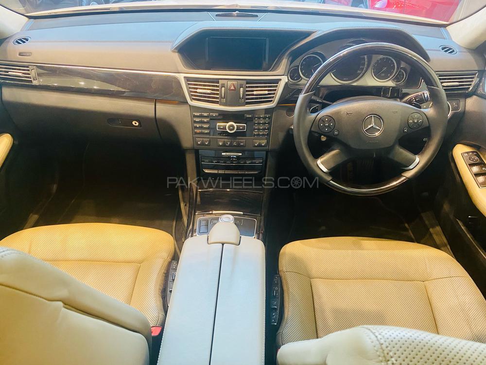 Mercedes Benz E Class 2012 for Sale in Lahore Mercedes Benz E Class 2012 for Sale in Lahore Image-17