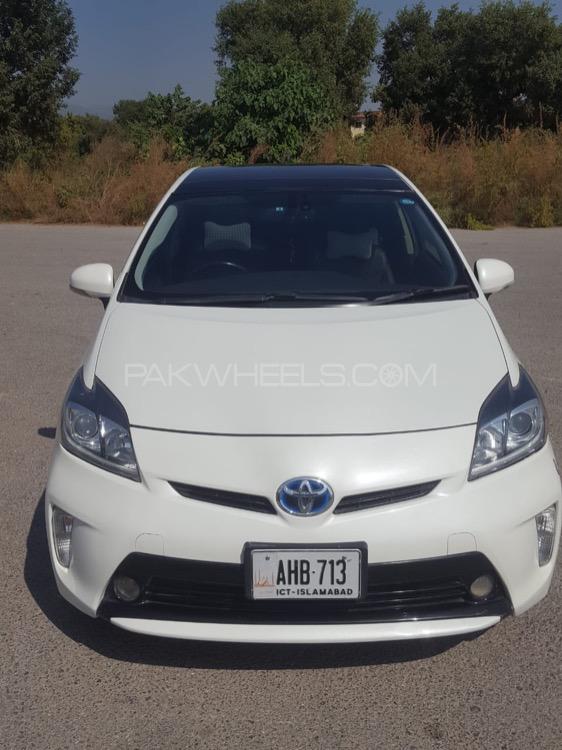 Toyota Prius 2014 for Sale in Islamabad Image-1