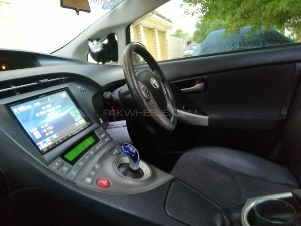 Toyota Prius 2012 for Sale in Hyderabad Image-1
