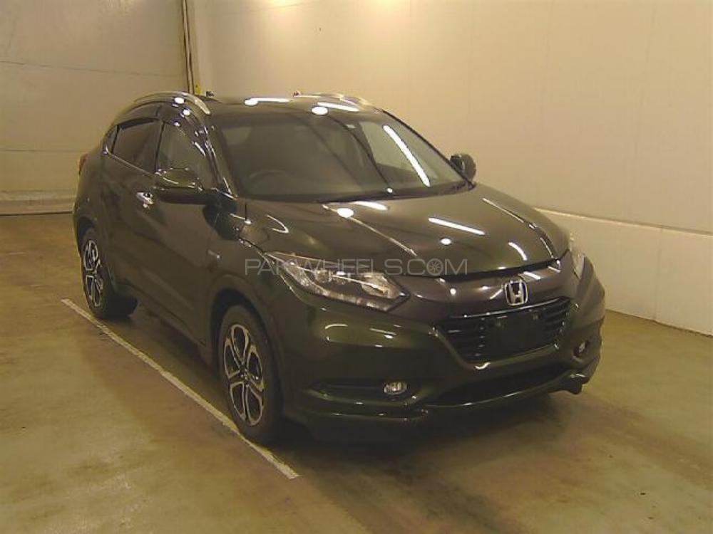 Honda Vezel 2016 for Sale in Karachi Honda Vezel 2016 for Sale in Karachi Image-2