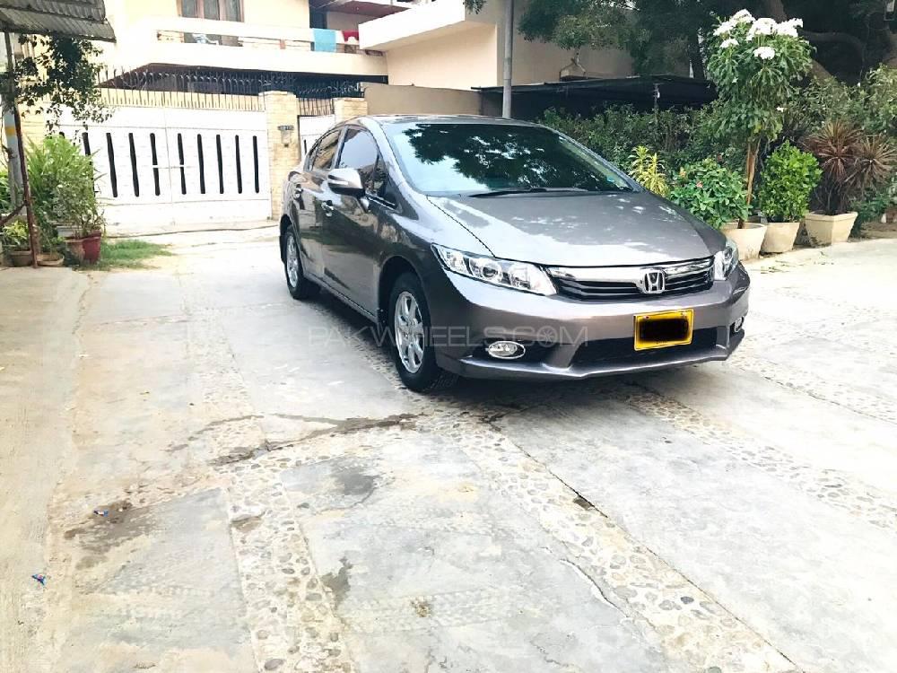 ہونڈا سوک 2015 for Sale in کراچی ہونڈا سوک 2015 for Sale in کراچی Image-4