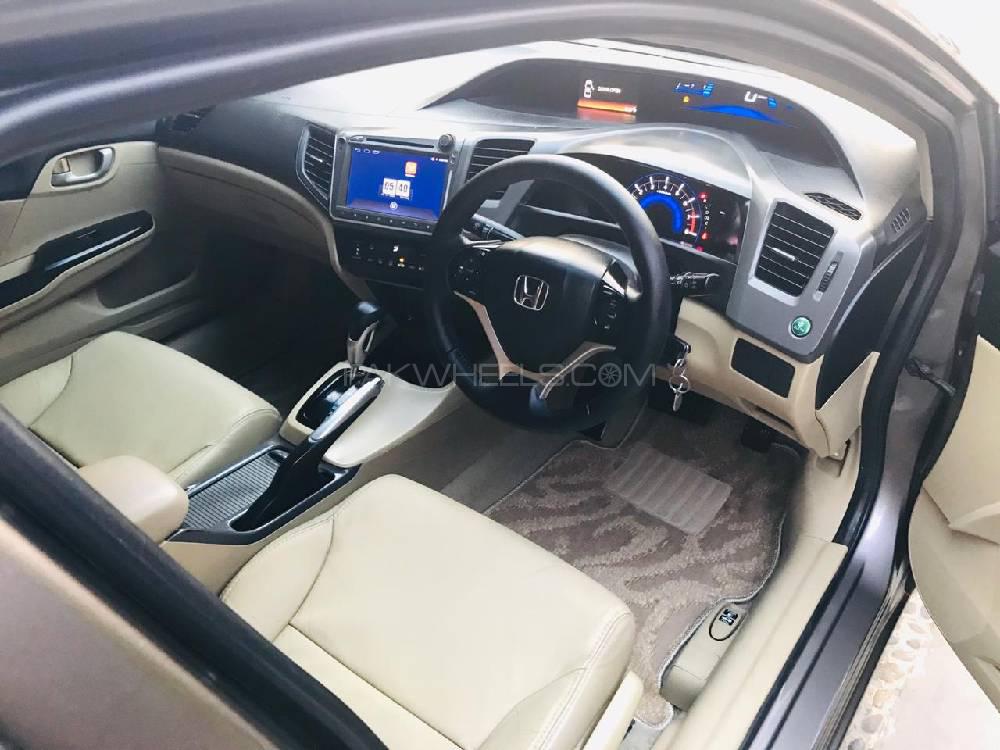 ہونڈا سوک 2015 for Sale in کراچی ہونڈا سوک 2015 for Sale in کراچی Image-6