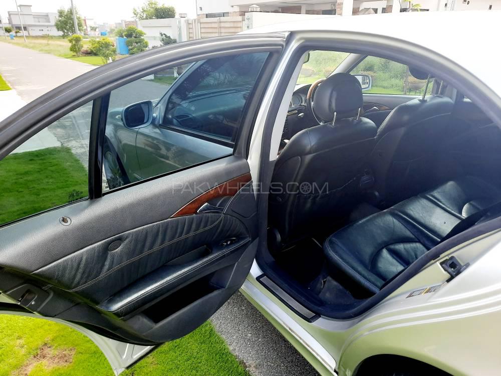 Mercedes Benz E Class 2003 for Sale in Lahore Mercedes Benz E Class 2003 for Sale in Lahore Image-15
