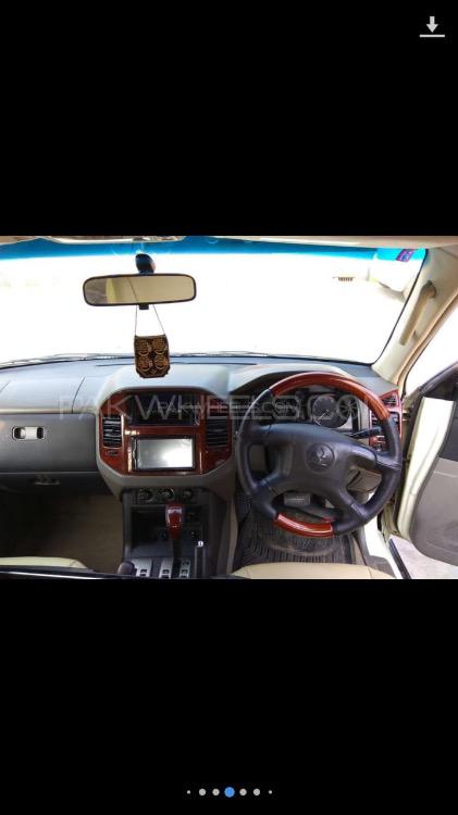 Mitsubishi Pajero 2005 for Sale in Gujranwala Mitsubishi Pajero 2005 for Sale in Gujranwala Image-3