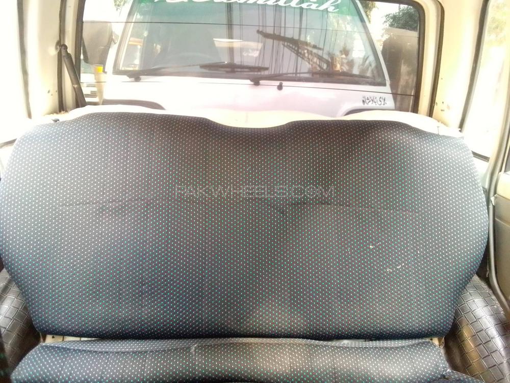 Suzuki Mehran 2005 for Sale in Rawalpindi Suzuki Mehran 2005 for Sale in Rawalpindi Image-2