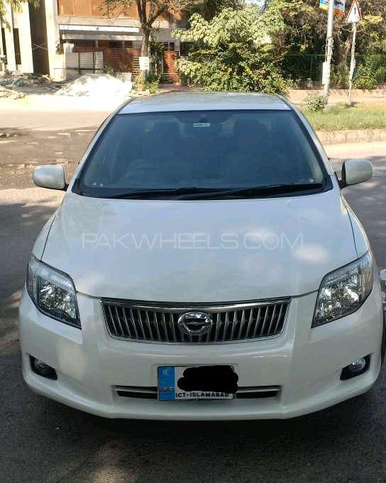 Toyota Corolla Axio 2007 for Sale in Islamabad Image-1