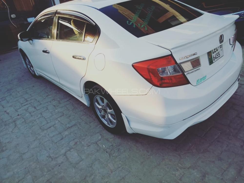Honda Civic 2013 for Sale in Multan Honda Civic 2013 for Sale in Multan Image-3