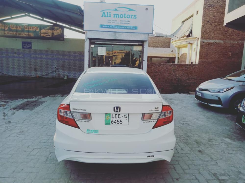 Honda Civic 2013 for Sale in Multan Honda Civic 2013 for Sale in Multan Image-6