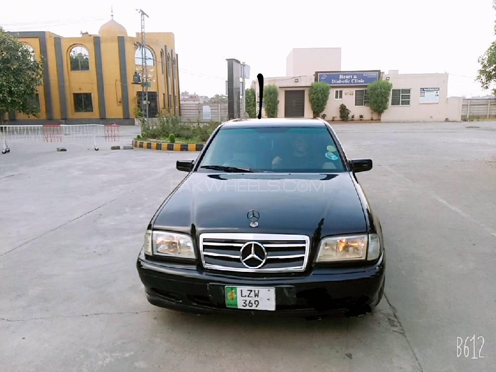 Mercedes Benz C Class 1999 for Sale in Lahore Image-1