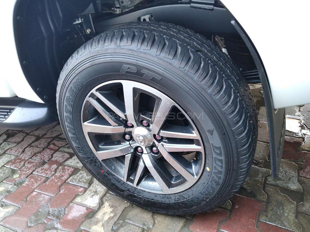 Toyota Hilux 2020 for Sale in Lahore Toyota Hilux 2020 for Sale in Lahore Image-6