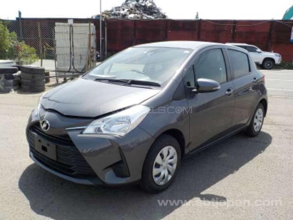 Toyota Vitz 2017 for Sale in Islamabad Image-1