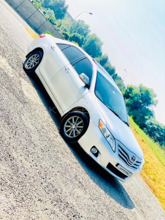 Toyota Camry 2011 for Sale in Islamabad Image-1