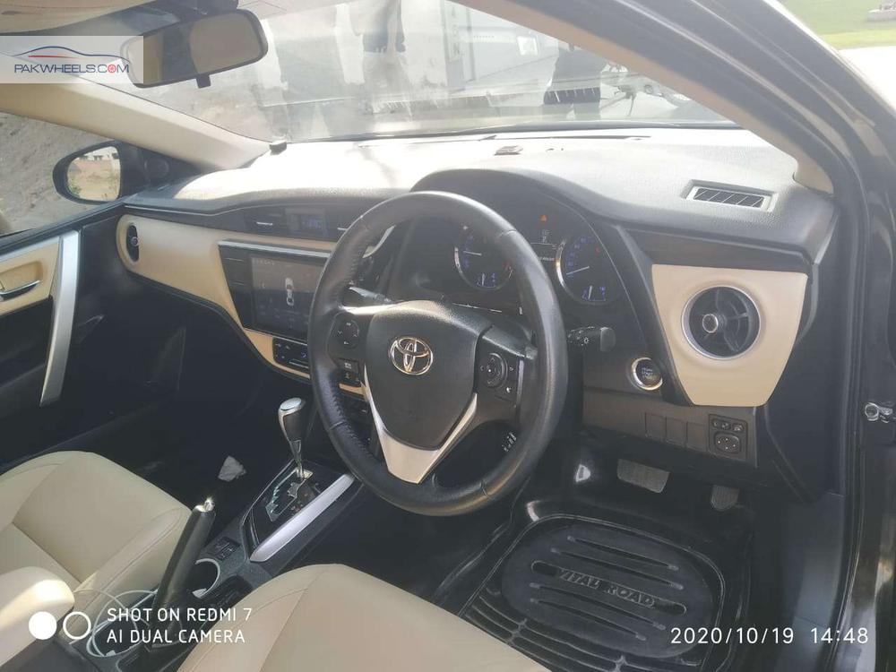 Toyota Corolla 2018 for Sale in Lahore Toyota Corolla 2018 for Sale in Lahore Image-8