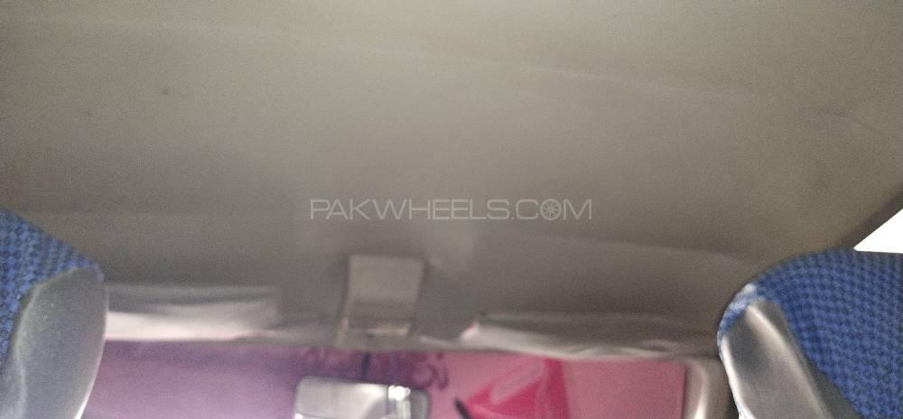 Suzuki Cultus 2003 for Sale in Sargodha Suzuki Cultus 2003 for Sale in Sargodha Image-12