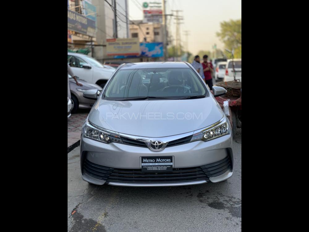 Toyota Corolla 2020 for Sale in Lahore Image-1
