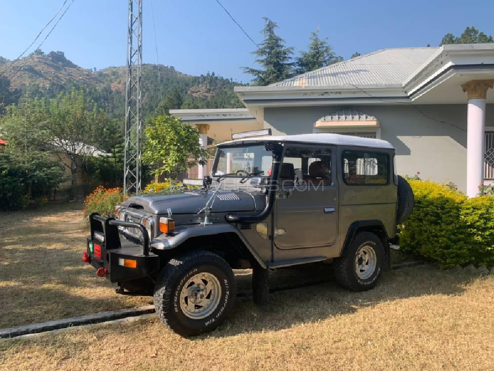 Toyota Land Cruiser 1983 for Sale in Mansehra Image-1