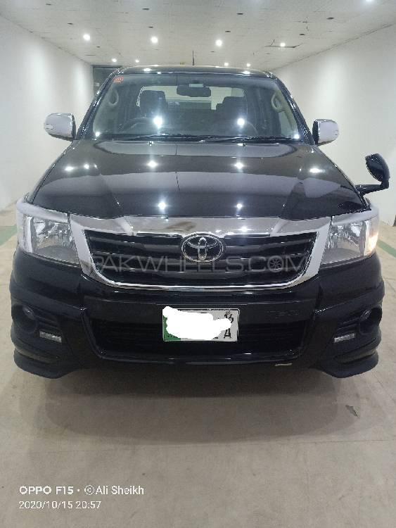 Toyota Hilux 2016 for Sale in Lahore Image-1