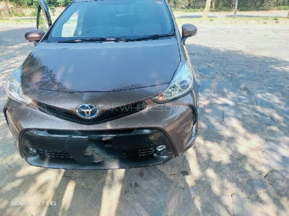 Toyota Prius 2015 for Sale in Islamabad Image-1