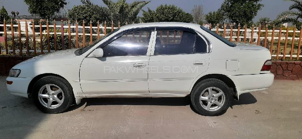ٹویوٹا کرولا 1999 for Sale in اٹک Image-1