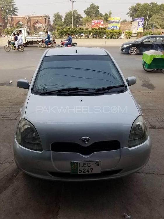 Toyota Vitz 1999 for Sale in Lahore Image-1