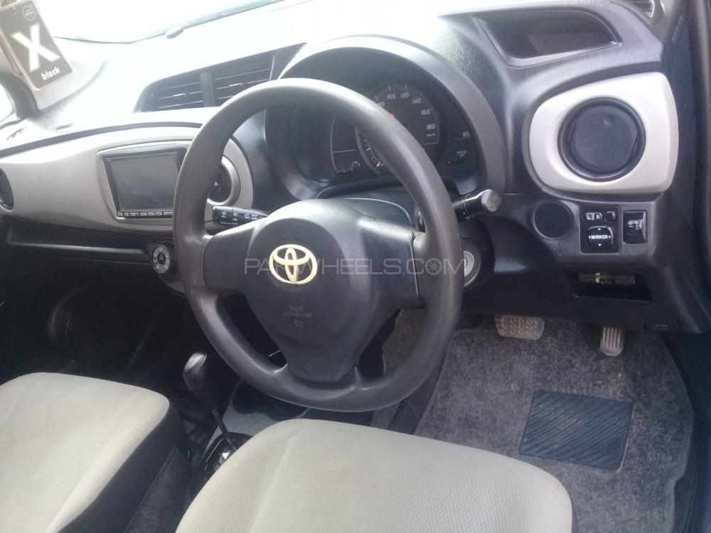 Toyota Vitz 2011 for Sale in Nowshera Toyota Vitz 2011 for Sale in Nowshera Image-7