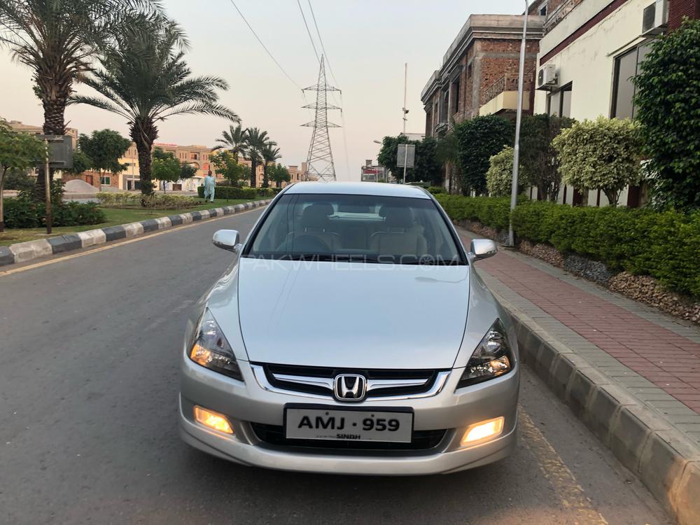 Honda Accord 2006 for Sale in Islamabad Image-1
