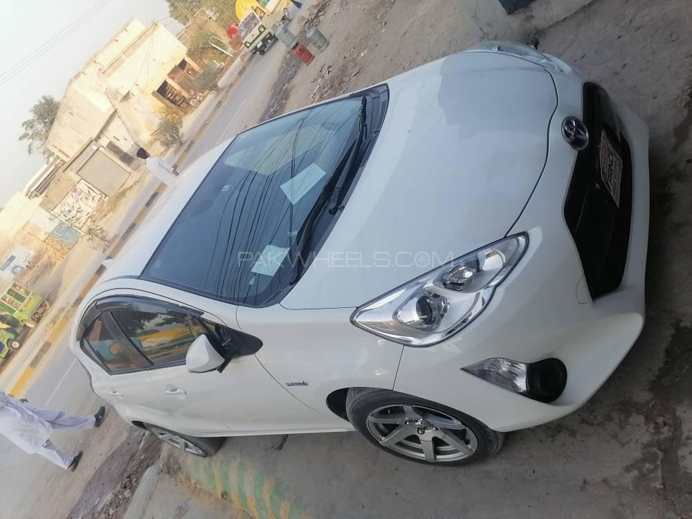 Toyota Aqua 2015 for Sale in Peshawar Toyota Aqua 2015 for Sale in Peshawar Image-5
