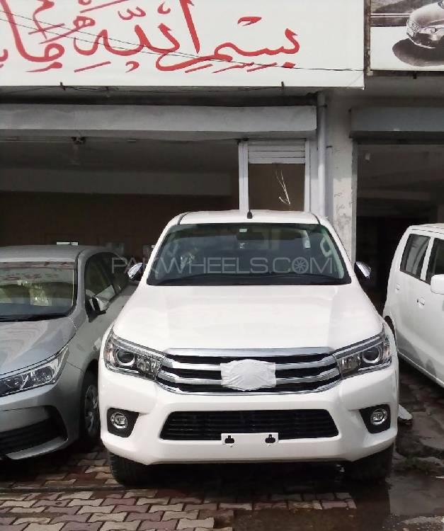Toyota Hilux 2020 for Sale in Lahore Image-1