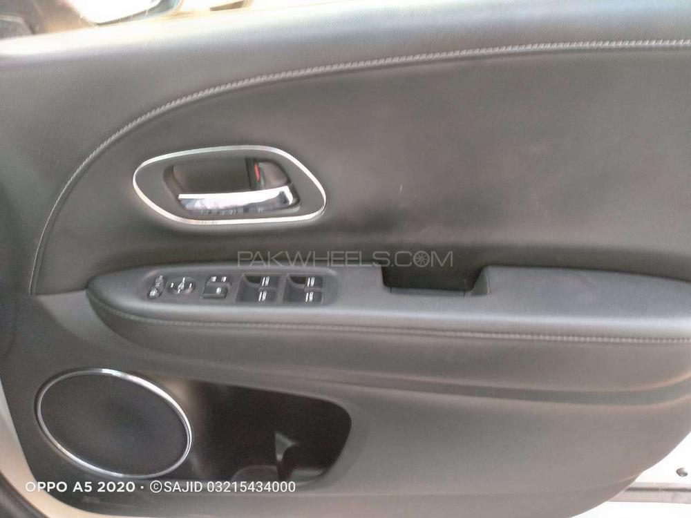 ہونڈا ویزِل 2014 for Sale in گجرانوالہ ہونڈا ویزِل 2014 for Sale in گجرانوالہ Image-12