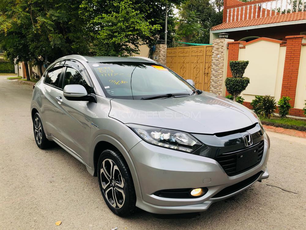 Honda Vezel 2015 for Sale in Peshawar Image-1