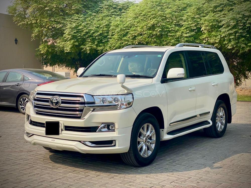 Toyota Land Cruiser 2016 for Sale in Lahore Toyota Land Cruiser 2016 for Sale in Lahore Image-2