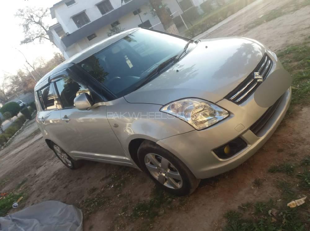 Suzuki Swift 2010 for Sale in Peshawar Image-1
