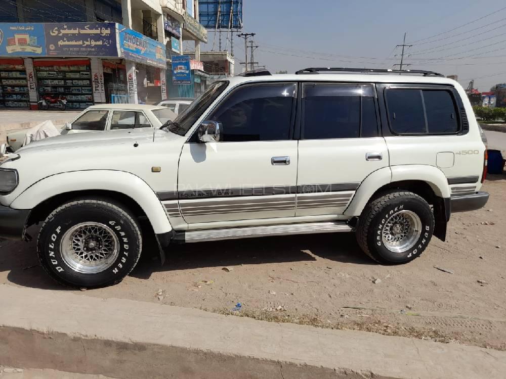 ٹویوٹا لینڈ کروزر 1995 for Sale in پشاور ٹویوٹا لینڈ کروزر 1995 for Sale in پشاور Image-4