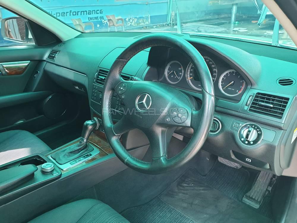 Mercedes Benz C Class 2007 for Sale in Peshawar Mercedes Benz C Class 2007 for Sale in Peshawar Image-6