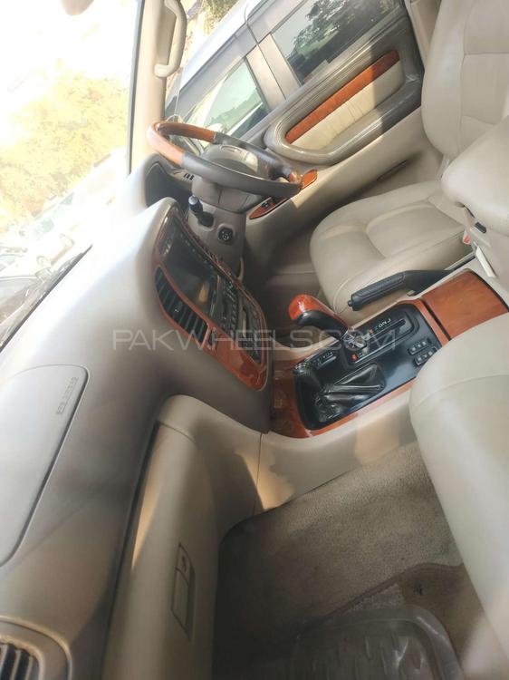 ٹویوٹا لینڈ کروزر 2001 for Sale in اسلام آباد ٹویوٹا لینڈ کروزر 2001 for Sale in اسلام آباد Image-9