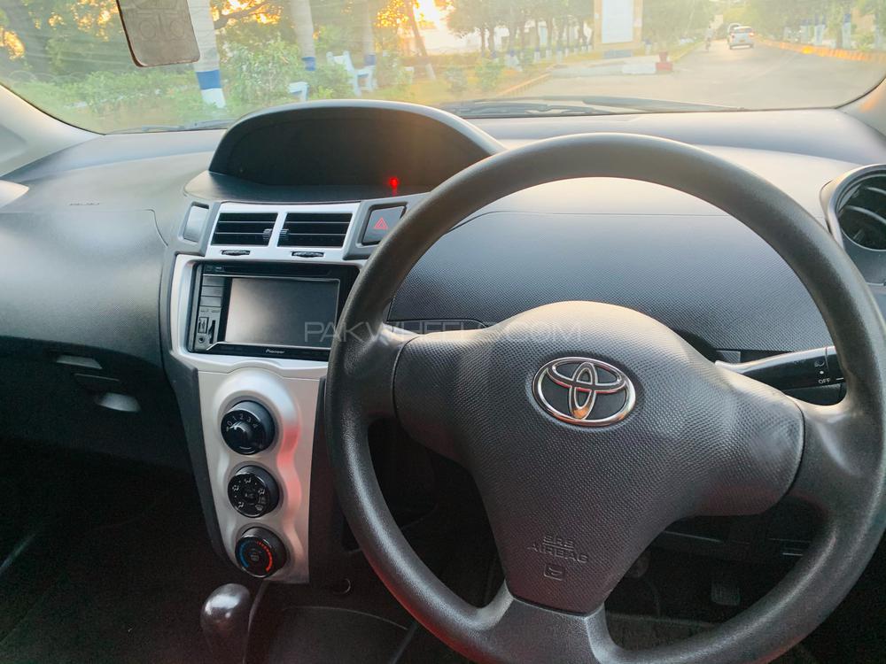 Toyota Vitz 2010 for Sale in Karachi Toyota Vitz 2010 for Sale in Karachi Image-11