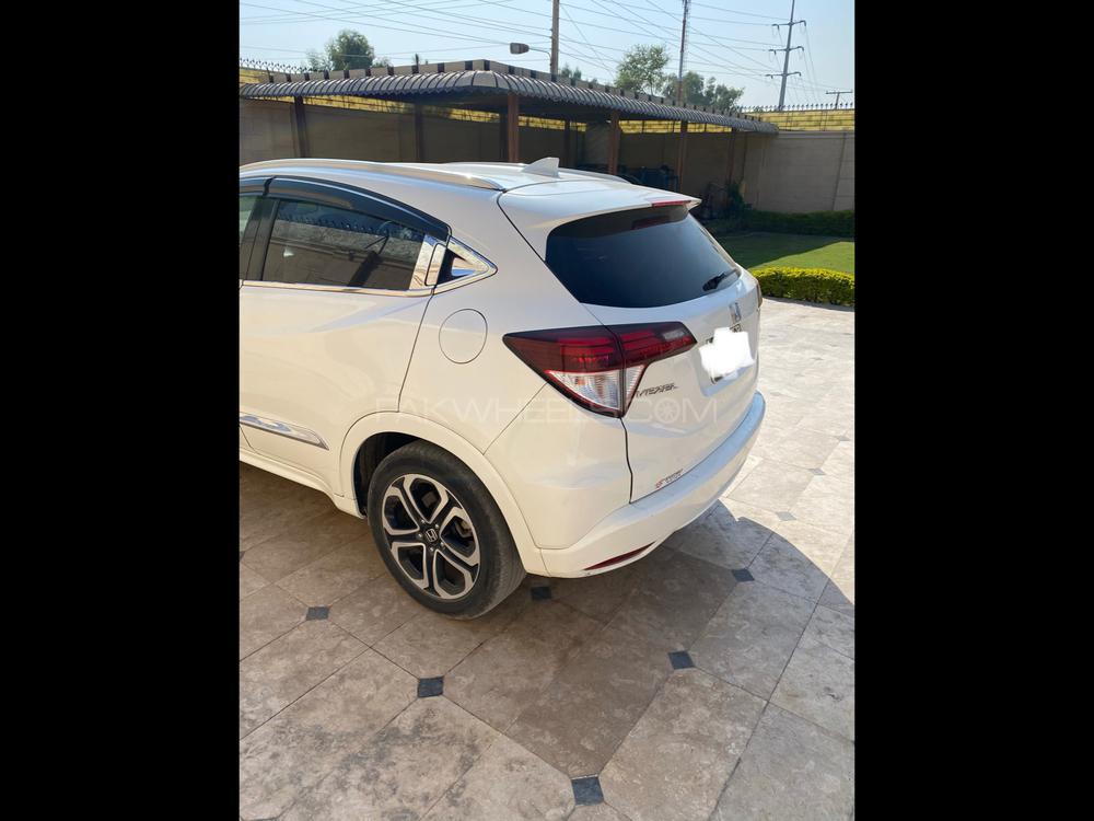 Honda Vezel 2015 for Sale in Islamabad Honda Vezel 2015 for Sale in Islamabad Image-3