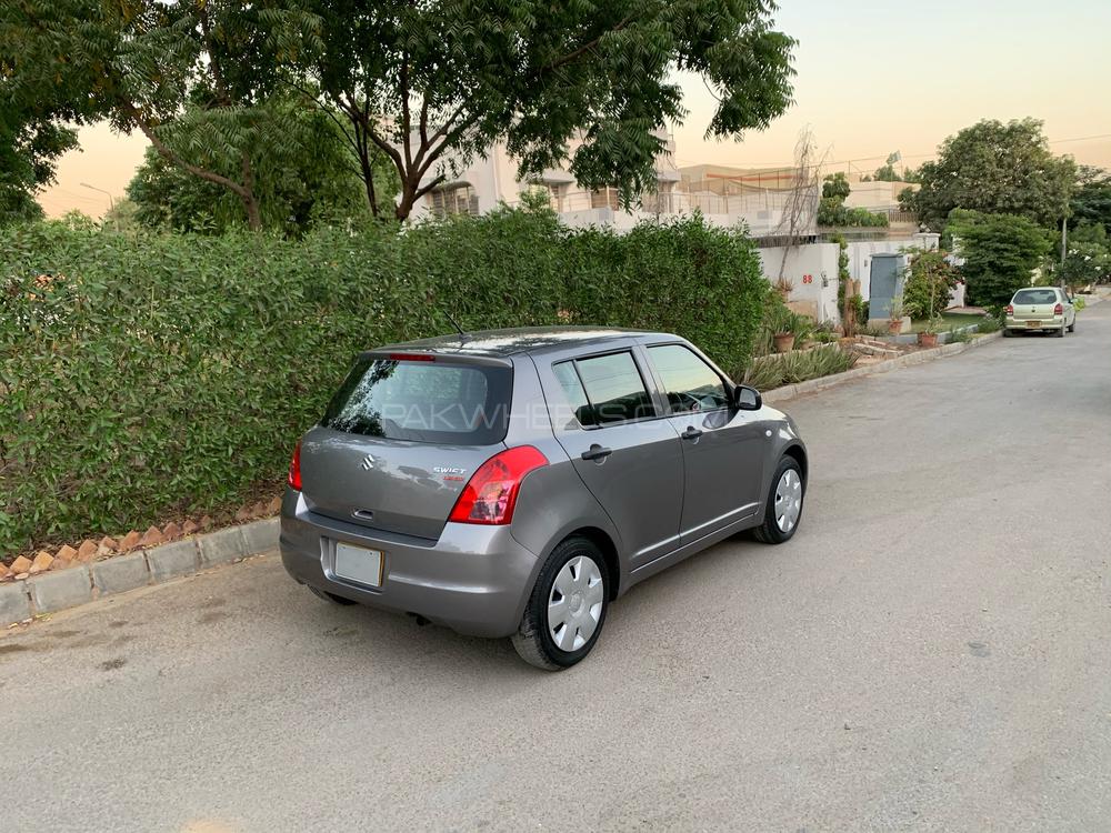 Suzuki Swift 2015 for Sale in Karachi Suzuki Swift 2015 for Sale in Karachi Image-3